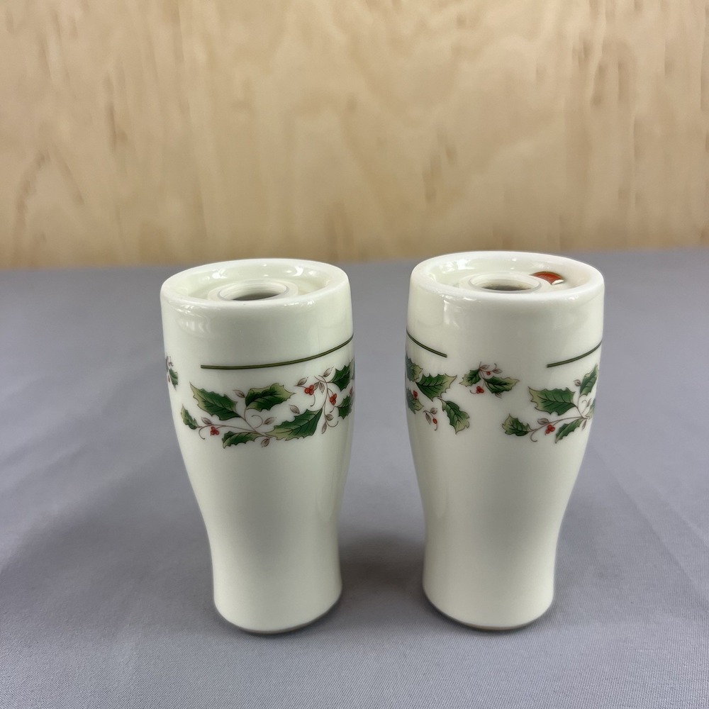 Vintage Fine China Japan Holly Holiday Porcelain Salt Pepper Shakers